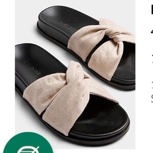 St. Agni Linen tie-strap flat sandal. Size 40 = US 9. Dust bag included.